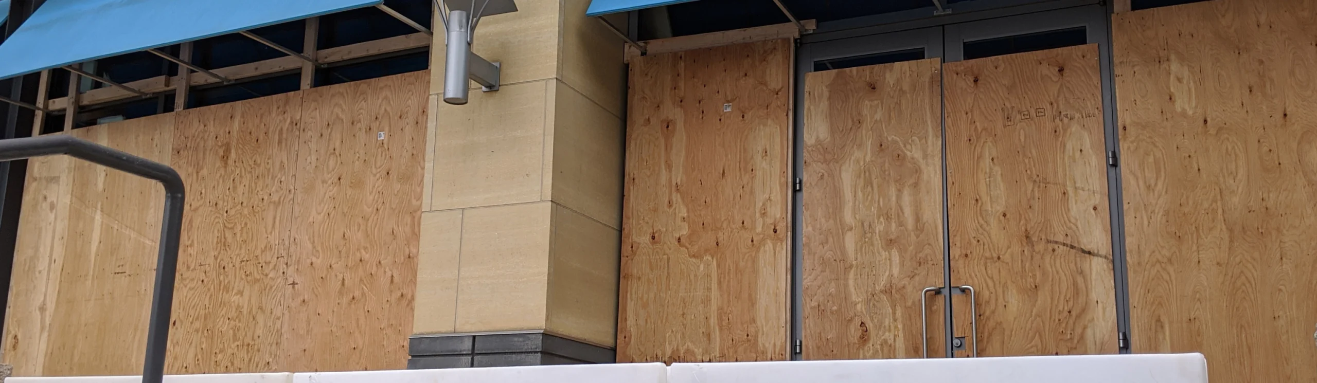 Sandbags & Board Ups