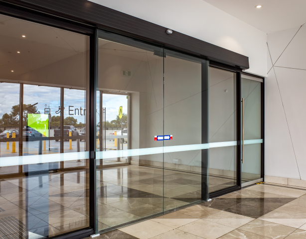 Ultimate Guide to Storefront Door Locks